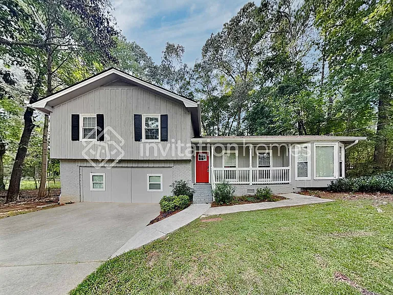 643 Jason Ct — Photo 1