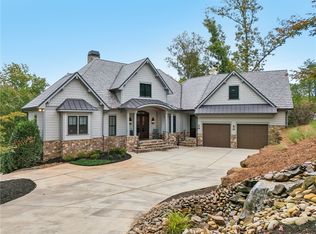 366 Peninsula Rdg, Sunset, SC 29685