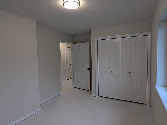 5th image of 407 S 8th St