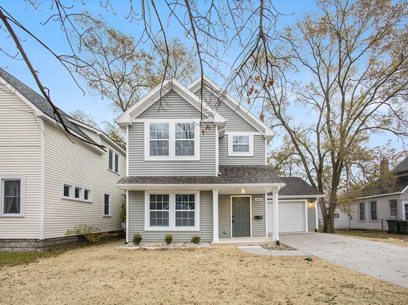 5016A Birchwood Ln, South Bend, IN 46637