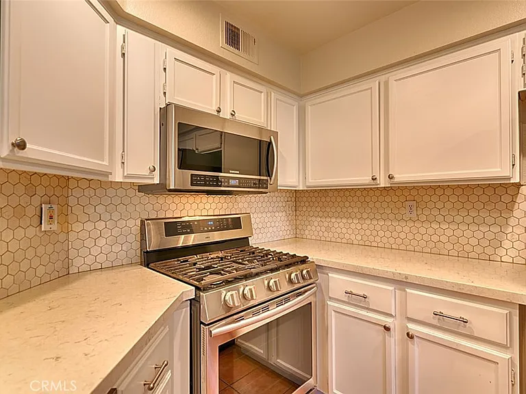8015 E Treeview Ct — Photo 19