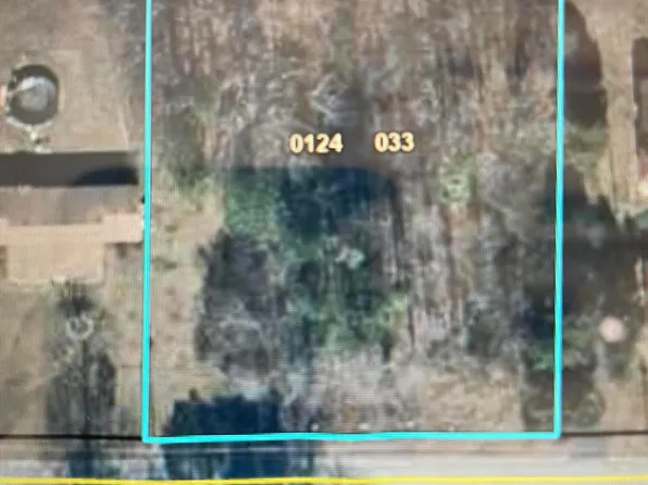 129 Gateway Ln #B, Rossville, GA 30741