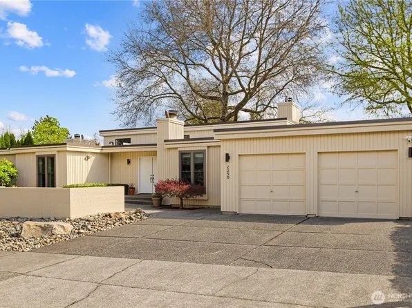 2250 39th Avenue E, Seattle, WA 98112