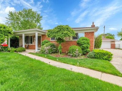 33874 Brookshire Dr, Sterling Heights, MI, 48312