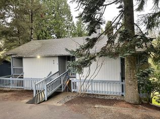 907 Olson Rd #B, Longview, WA 98632