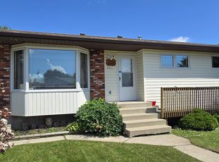 4217 48a St, Vegreville, AB T9C1B3