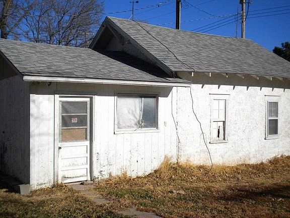 5th image of 506 Custer Ave