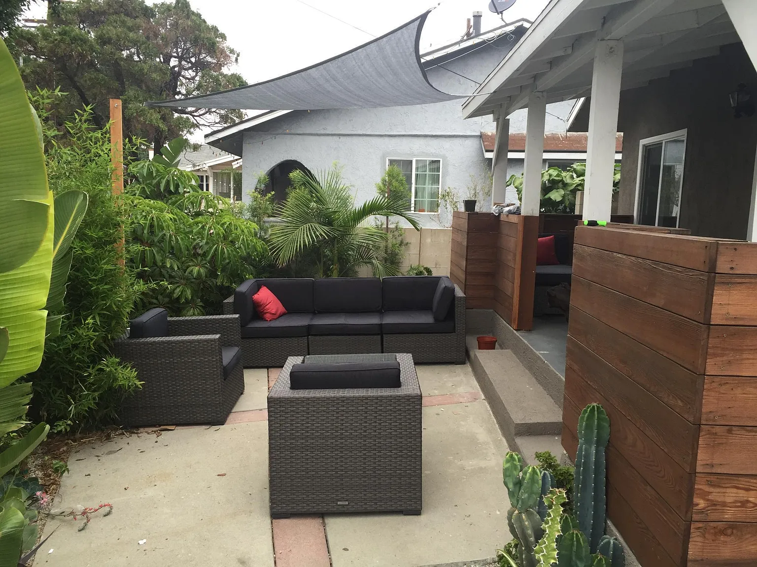 2 bed, 850 sqft, $3,395 — Photo 3