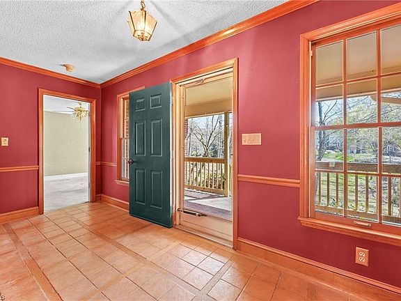 4th image of 7006 Deer Hunter Ln