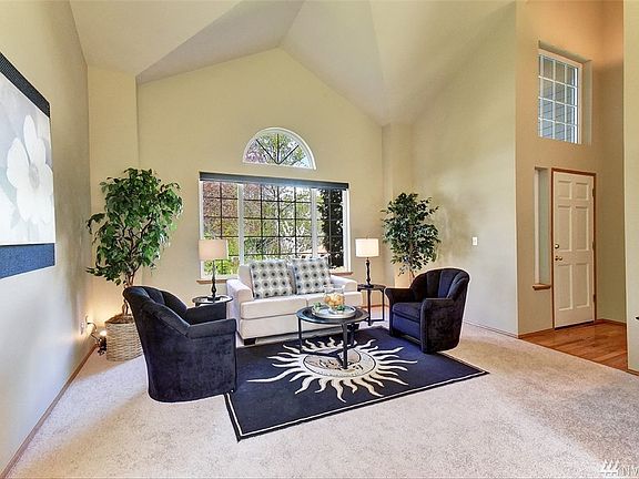 3rd image of 12725 NE 88th Ln