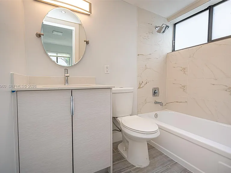810 Salzedo St #15 — Photo 22