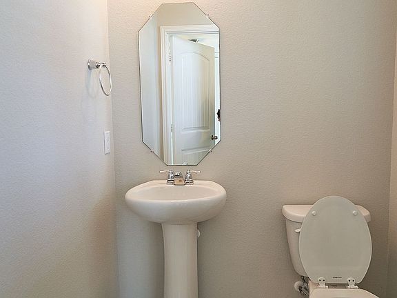 Half bath (downstairs)
