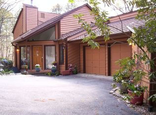 1964 Laurel Mountain Dr, Salem, VA 24153