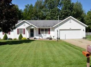 55459 Lawndale Ave, Osceola, IN 46561