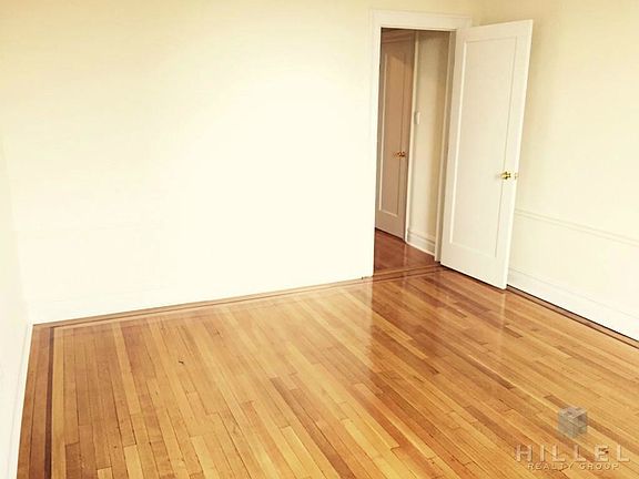 3rd image of 8602 Park Ln S APT 1B2