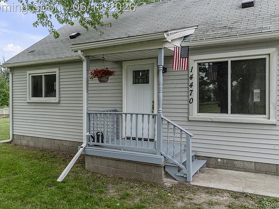2nd image of 14470 Syracuse St