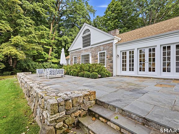 4th image of 467 Nod Hill Road