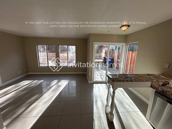 4th image of 15539 Willow Dr