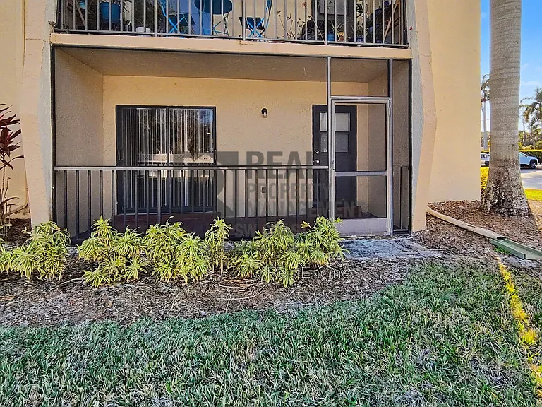 12471 McGregor Blvd #10-1 — Photo 15