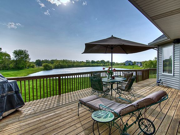 2nd image of 58705 Lake Heather Ct