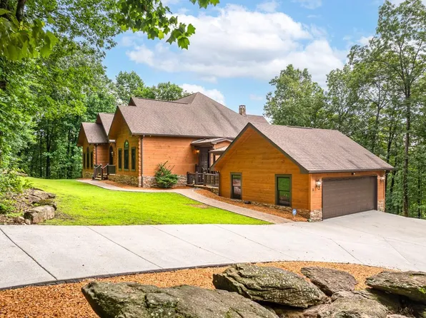 31 High Cliff Rd, Jasper, GA 30143