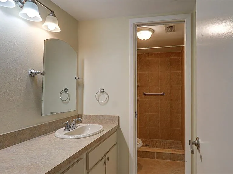3399 Mermoor Dr #207 — Photo 18