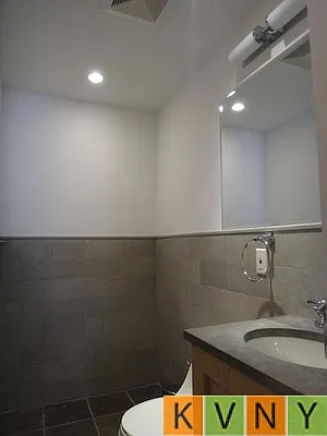 Rented by KVNY Soho | media 35
