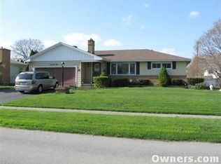 96 Clearbrook Dr, Rochester, NY 14609