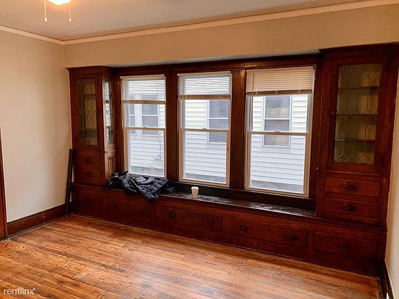 4th image of 425 E 152nd St