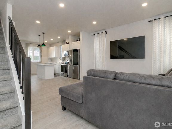 2nd image of 6642 S Alder Street