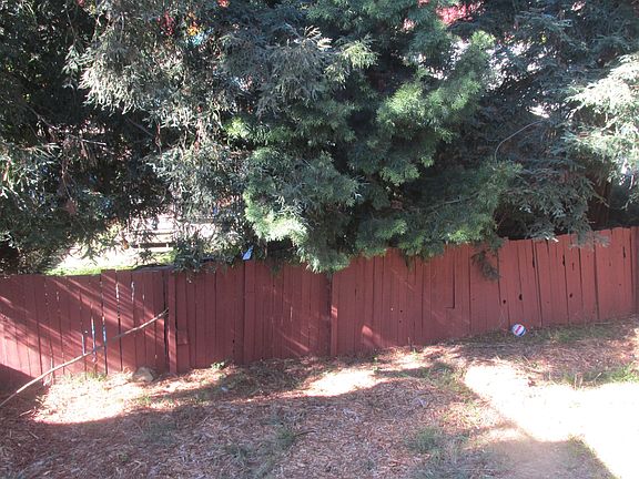 5th image of 4051 Lincoln Ave