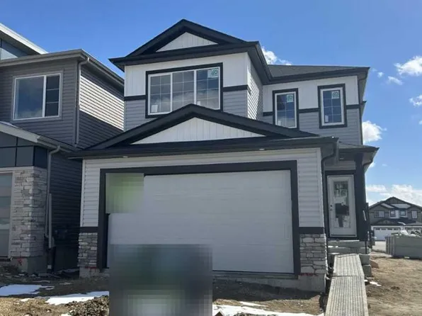 84 N Linden Pl, Rural Red Deer County, AB T4E 3C4
