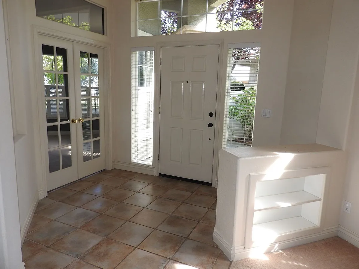 Building Photo - 9928 Villa Granito Ln