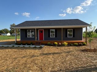 1401 Mercer Ave, Morganfield, KY 42437