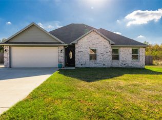 113 Janice Ln, Mabank, TX 75156