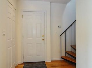 1431 W Oakdale Ave #2, Chicago, IL 60657