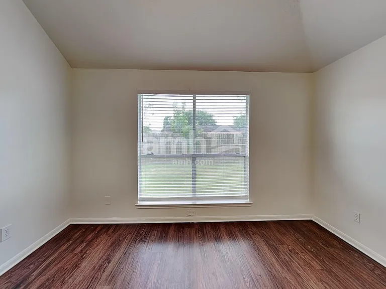 9220 Mahan Dr — Photo 12