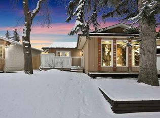 480 NW Midridge Dr SE, Calgary, AB T2X1B3