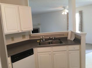 1199 Edgewater Dr, Greenwood, IN