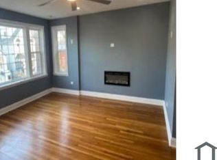 6422 S Eberhart Ave #2, Chicago, IL 60637