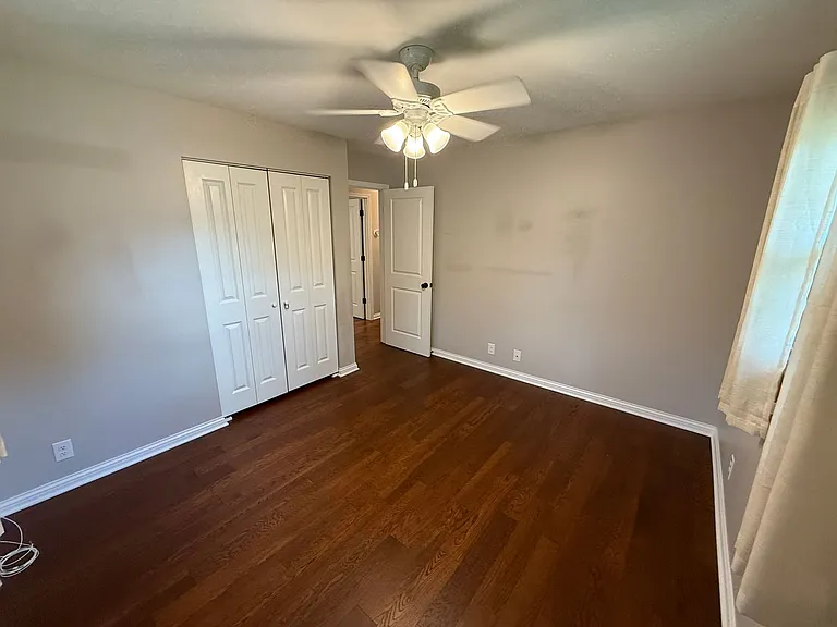 2614 Woodsdale Ave — Photo 14