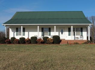 169 E Carter Rd, Portland, TN 37148