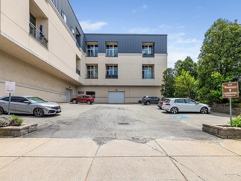 950 Broadway #27 — Photo 19