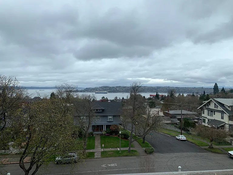 802 N Yakima Ave #3 — Photo 11