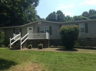 1076 Blackwater Rd, Evington, VA 24550