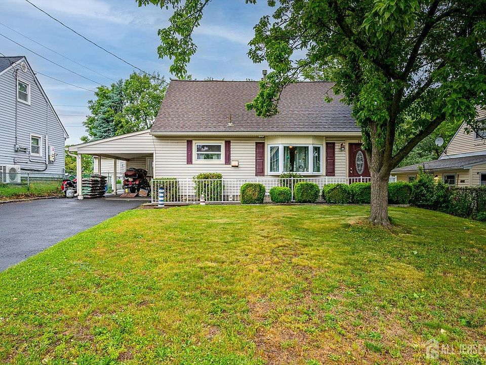 1st image of 29 Kendall Dr