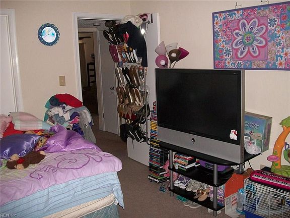 5th image of 3513 Irvington Ct