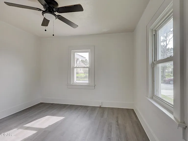 2212 Bird Ave — Photo 21