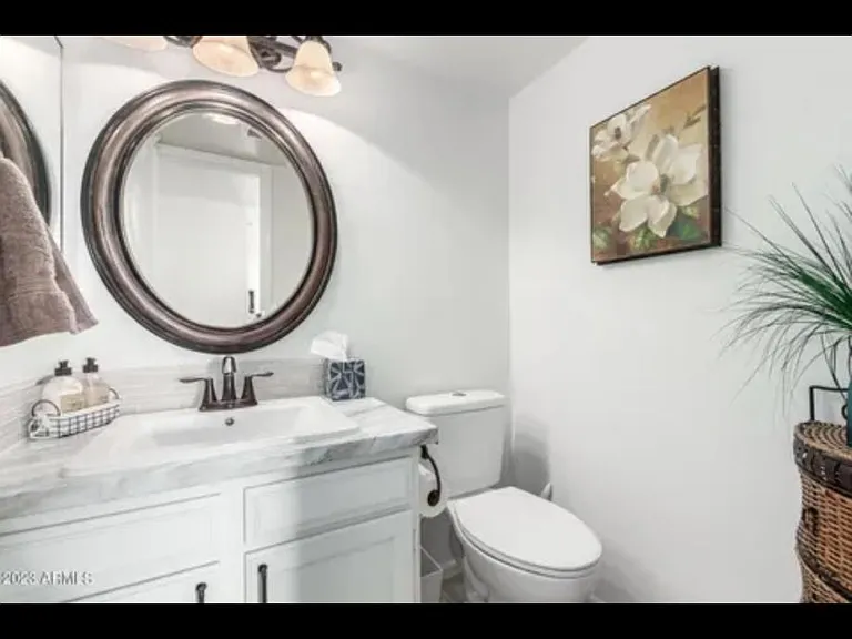 1582 W Curry Dr — Photo 7