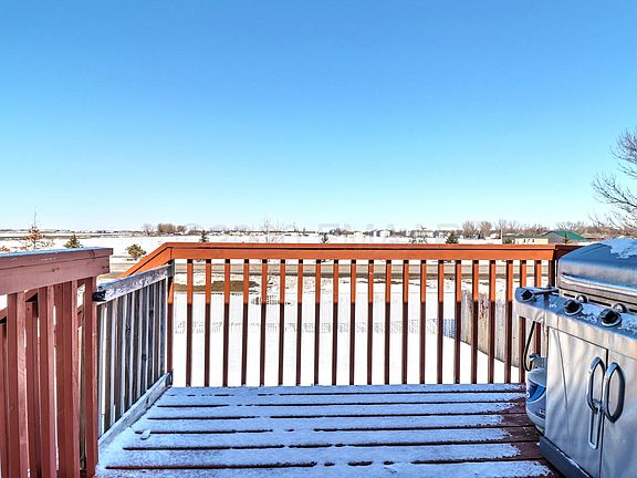 3rd image of 1030 Sheyenne Park Pl